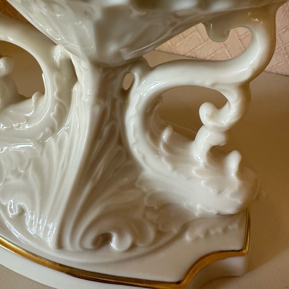 LENOX Aquarius Centerpiece Bowl Tabletop China 24K Gold Trim Vintage Collectible - Picture 6 of 10